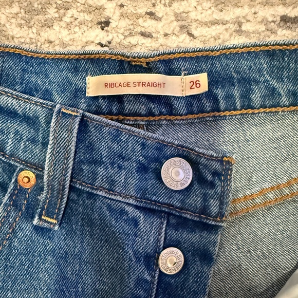 Levi's Ribcage Straight - Picture 4 of 5